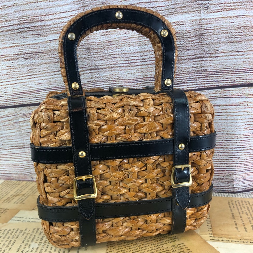 Vintage Tano by Madrid Spain leather/ straw purse